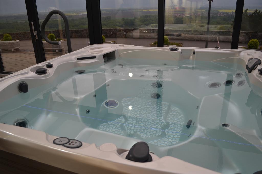 Wellness Pension Inovec Jalsove Экстерьер фото