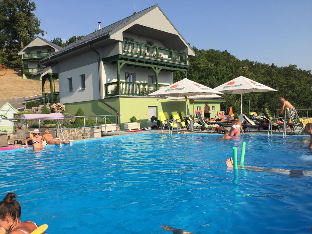 Wellness Pension Inovec Jalsove Экстерьер фото