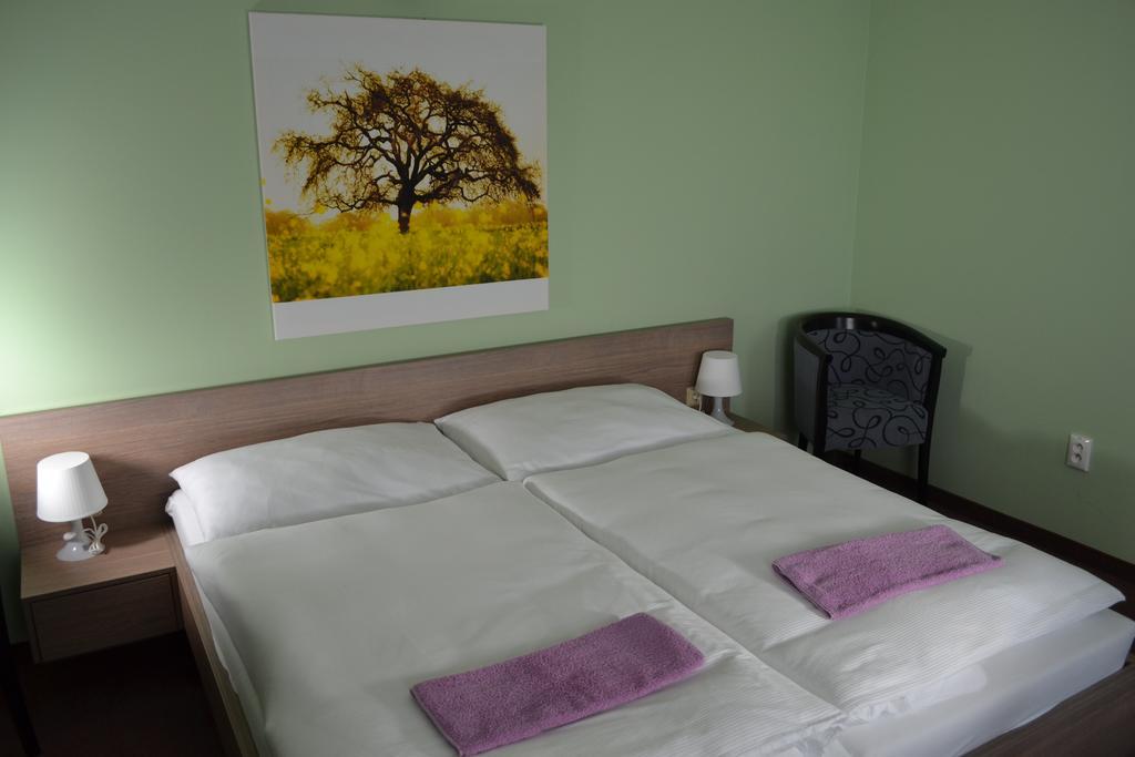 Wellness Pension Inovec Jalsove Экстерьер фото