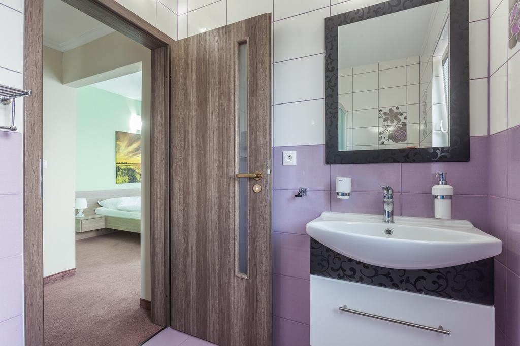 Wellness Pension Inovec Jalsove Экстерьер фото