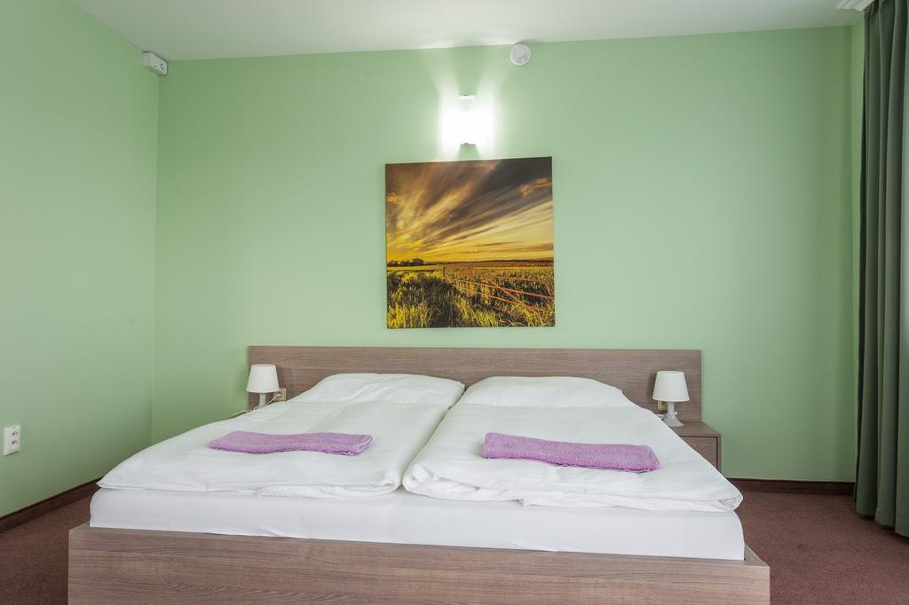 Wellness Pension Inovec Jalsove Экстерьер фото